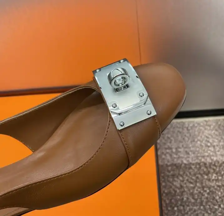 hype Hermes Slippers