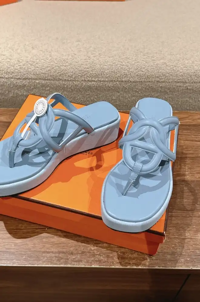 hype Hermes Slippers