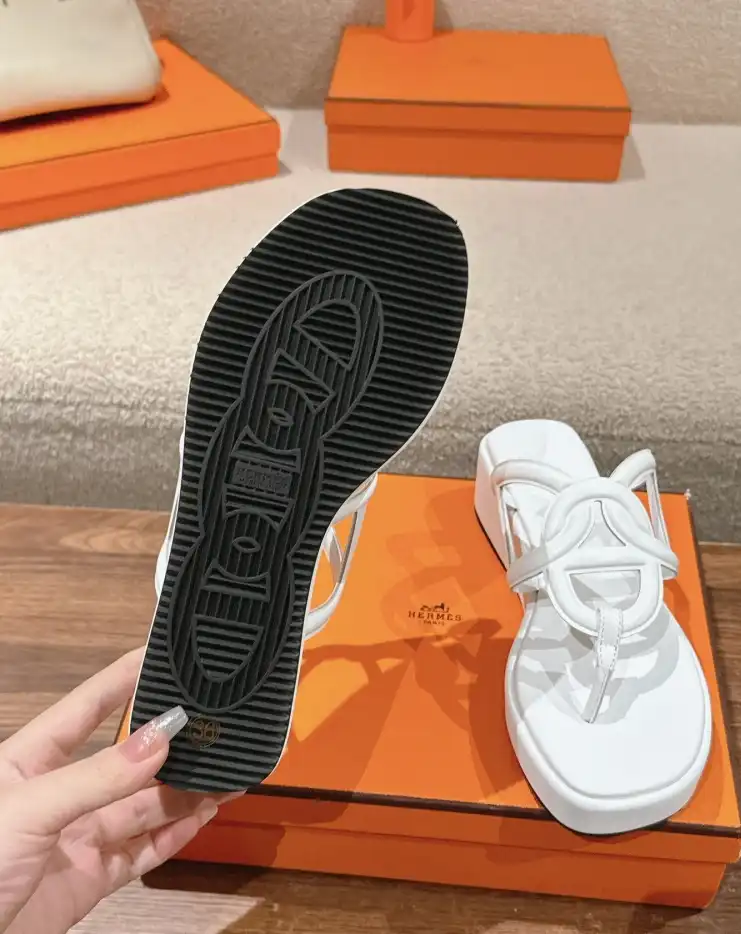 hype Hermes Slippers