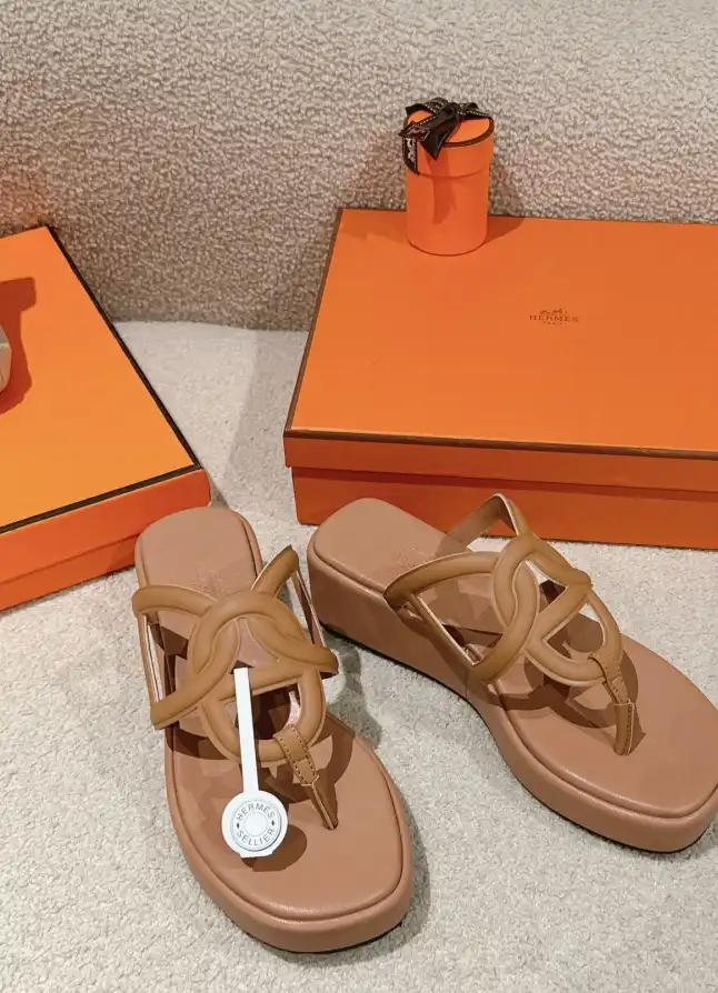 hype Hermes Slippers