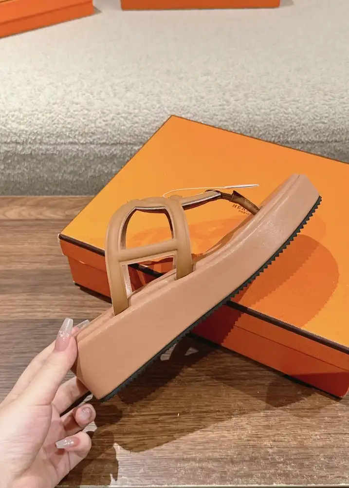 hype Hermes Slippers