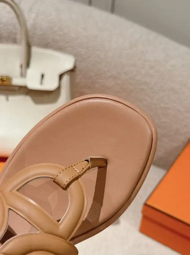 hype Hermes Slippers