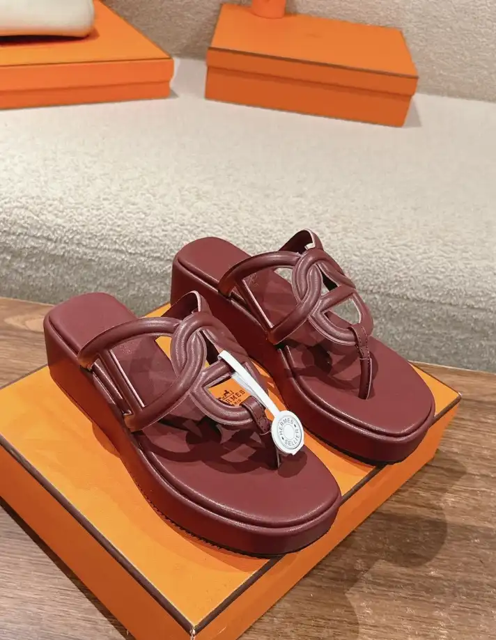 hype Hermes Slippers