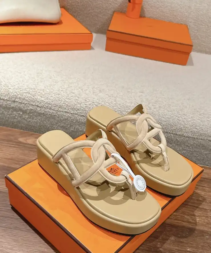 hype Hermes Slippers