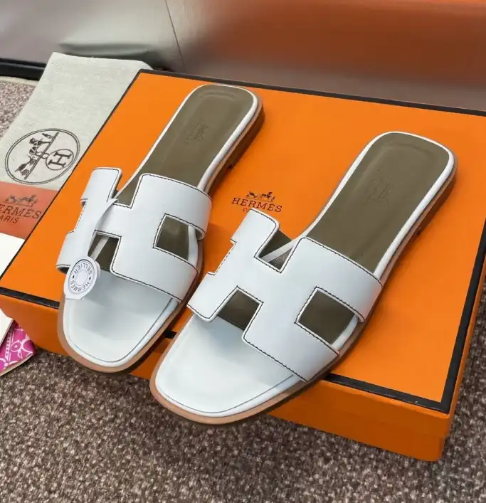 hype Hermes Slippers