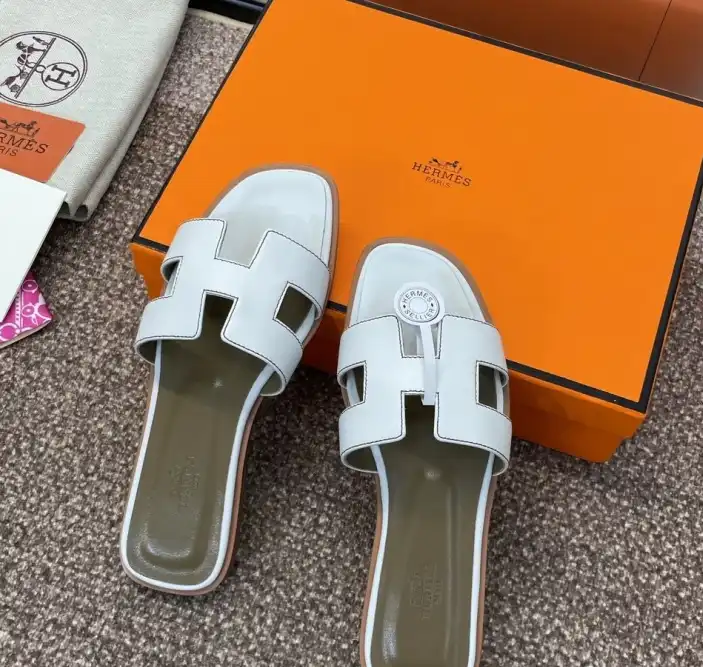 hype Hermes Slippers