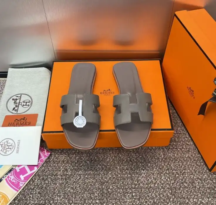 hype Hermes Slippers