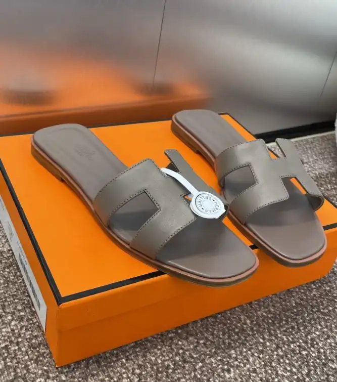 hype Hermes Slippers