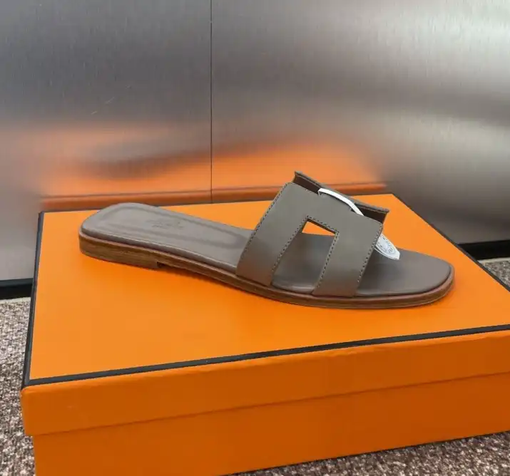 hype Hermes Slippers