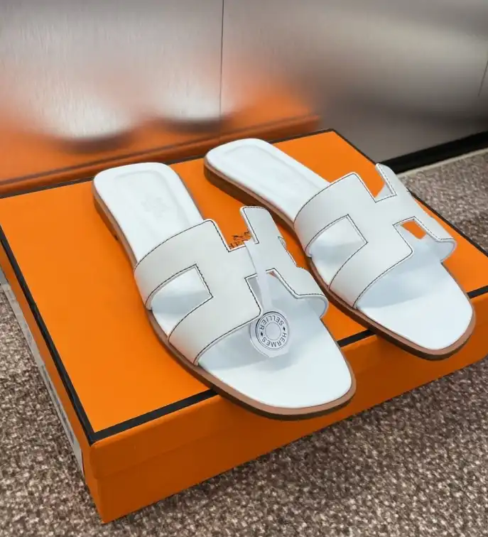 hype Hermes Slippers