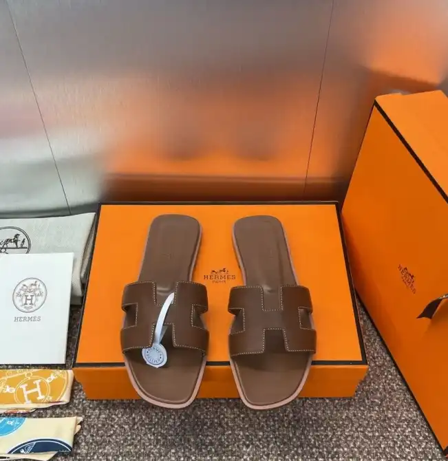 hype Hermes Slippers