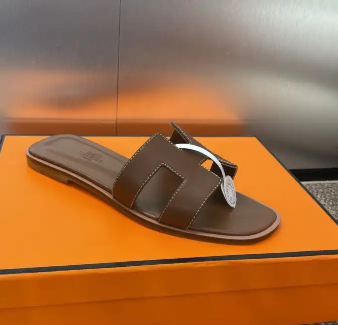 hype Hermes Slippers