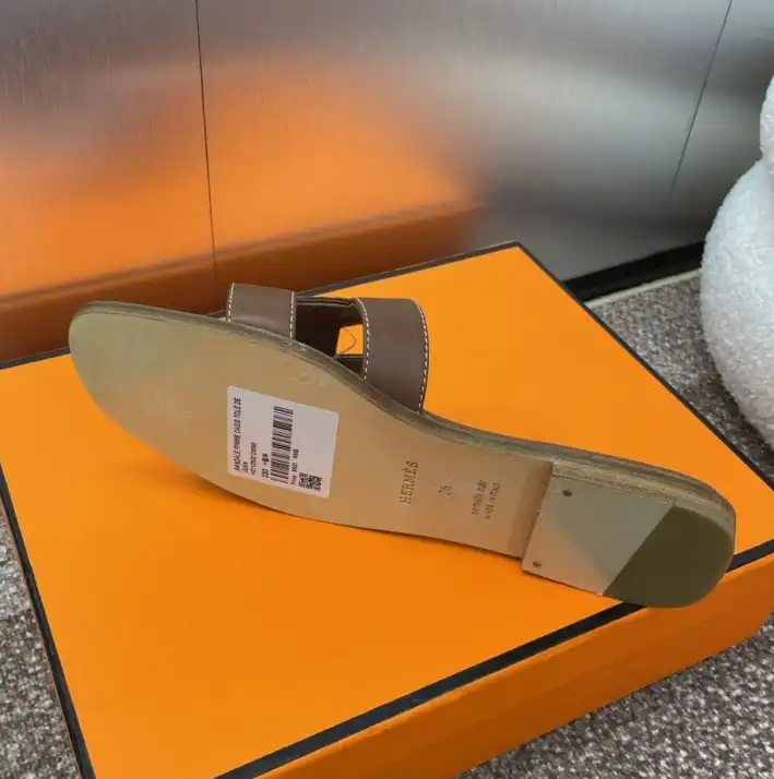 hype Hermes Slippers