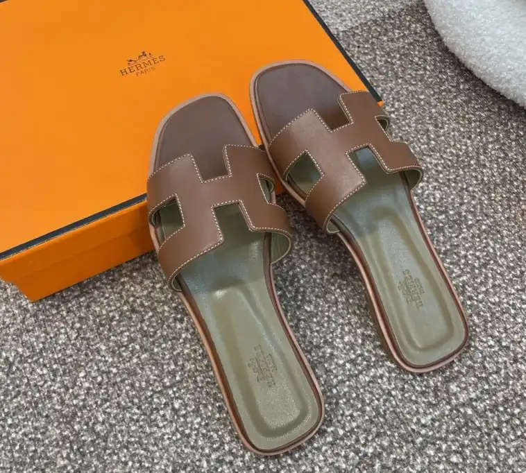 hype Hermes Slippers