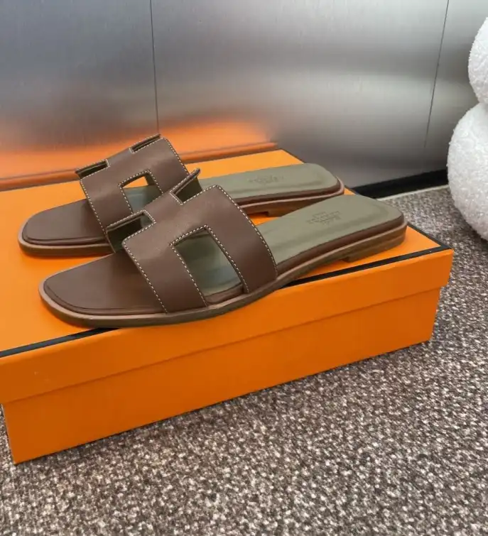 hype Hermes Slippers