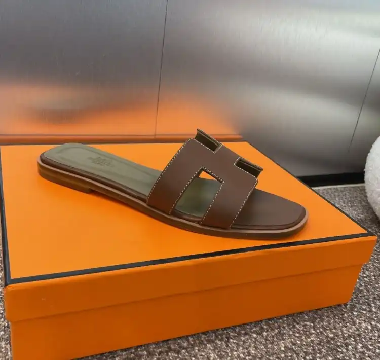 hype Hermes Slippers