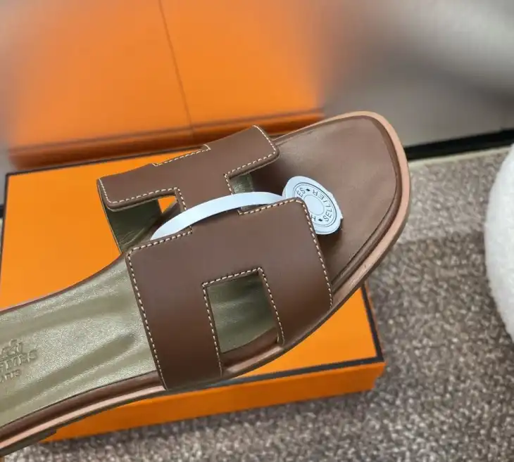 hype Hermes Slippers