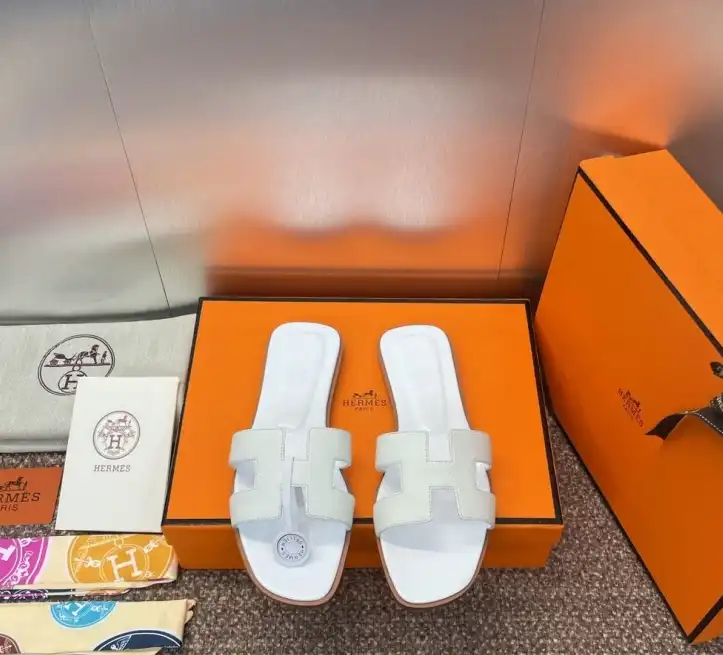 hype Hermes Slippers