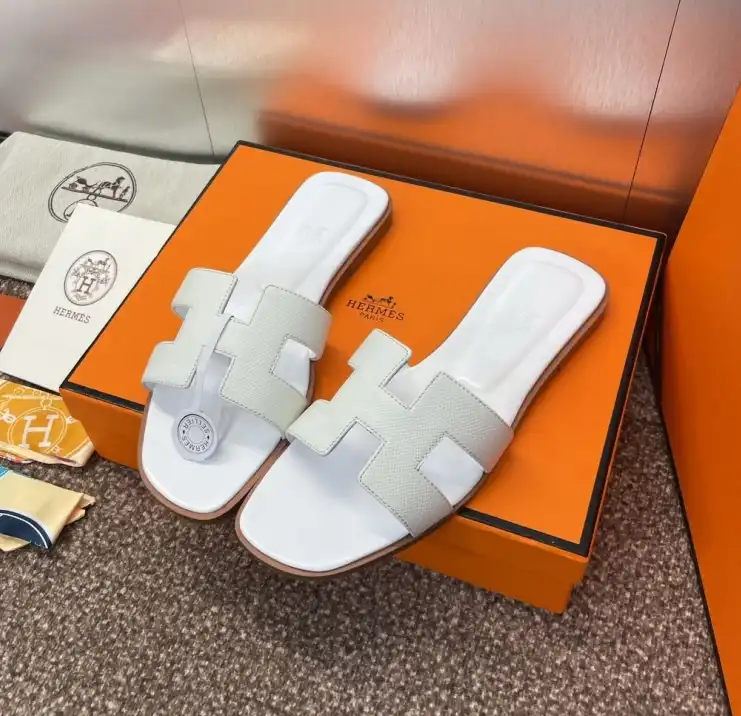 hype Hermes Slippers