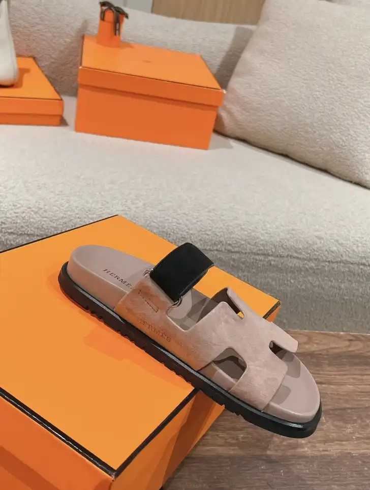 hype Hermes Slippers