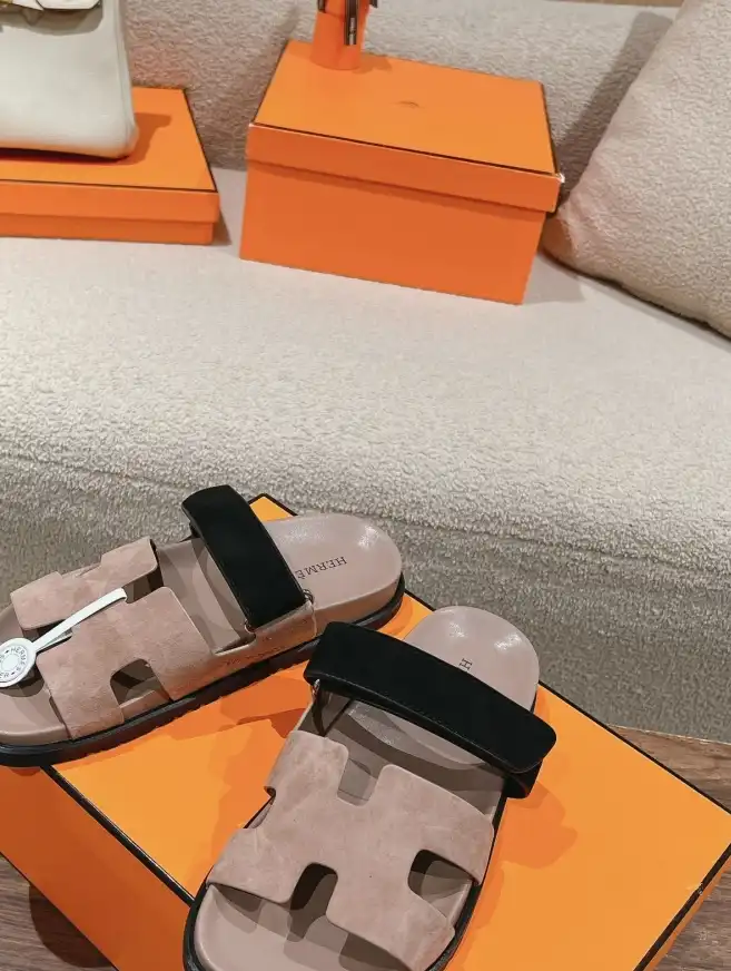 hype Hermes Slippers