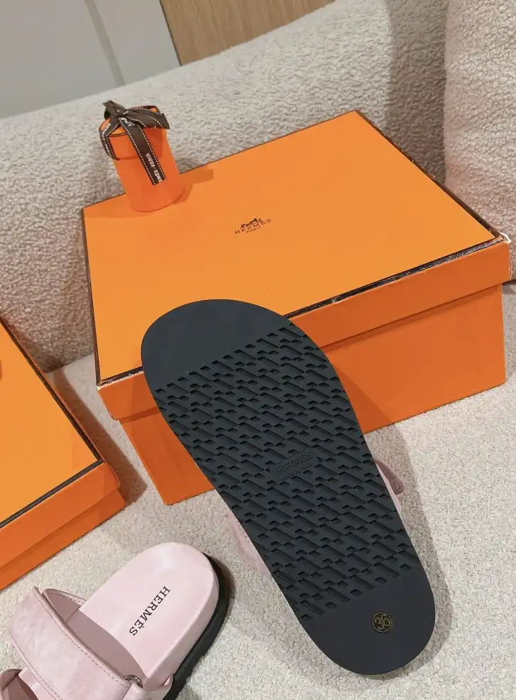 hype Hermes Slippers