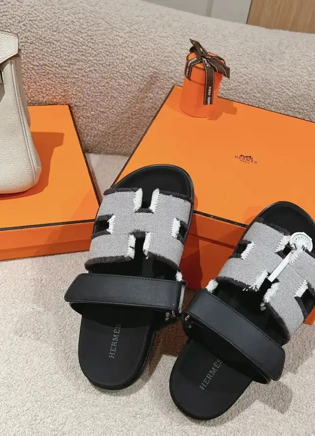 hype Hermes Slippers