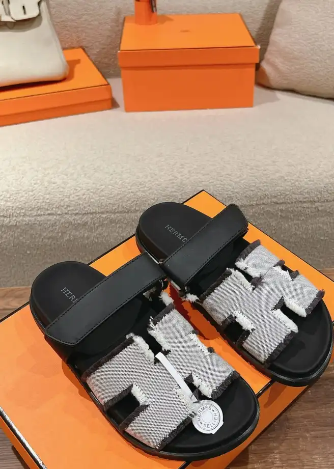 hype Hermes Slippers