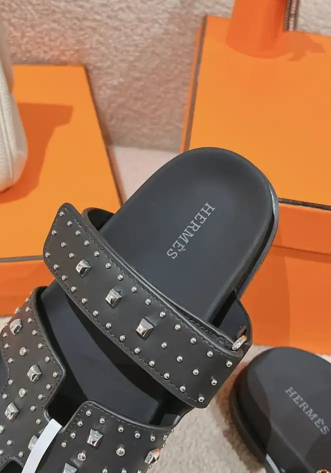 hype Hermes Slippers