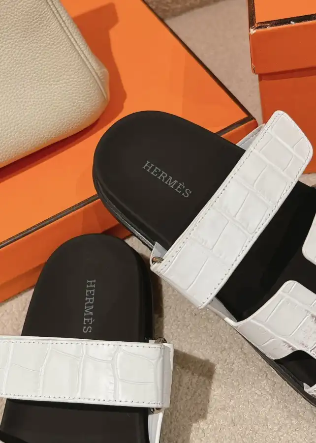 hype Hermes Slippers