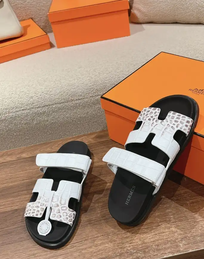 hype Hermes Slippers