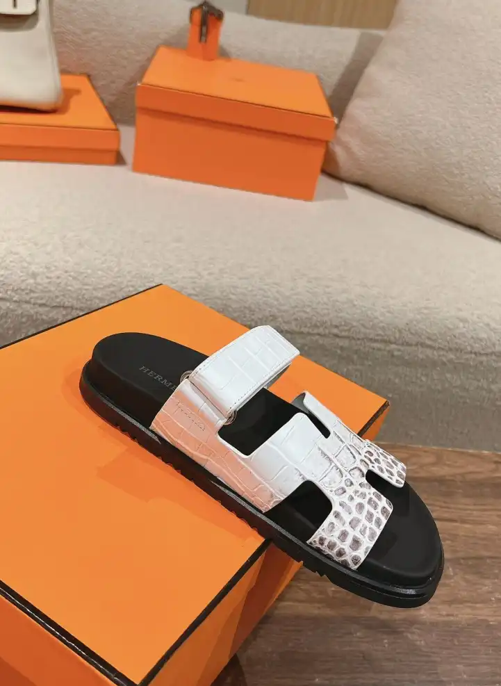 hype Hermes Slippers