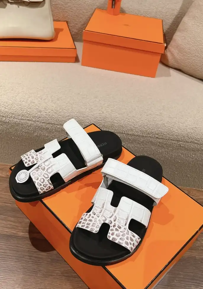 hype Hermes Slippers