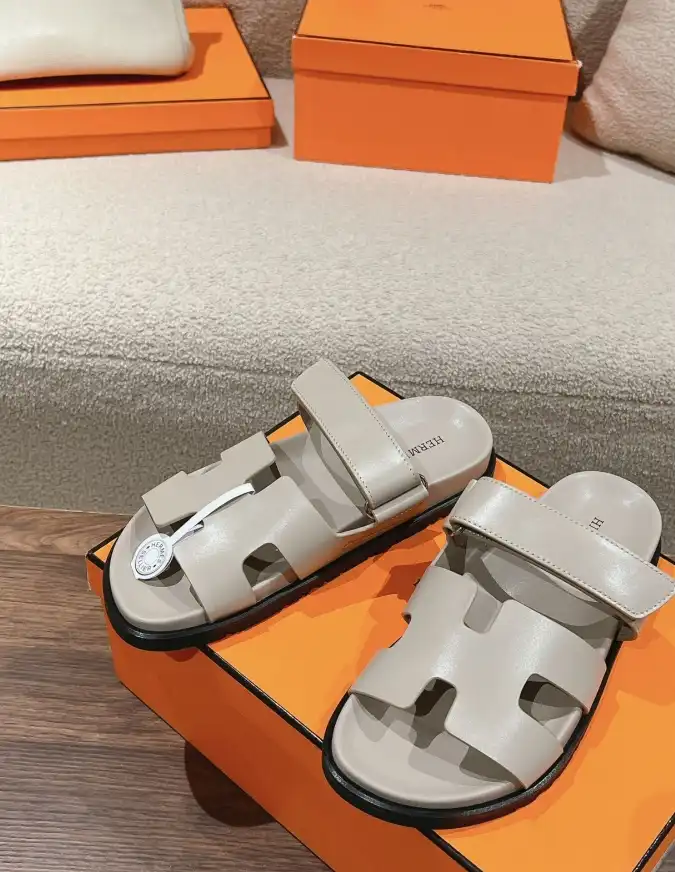 hype Hermes Slippers