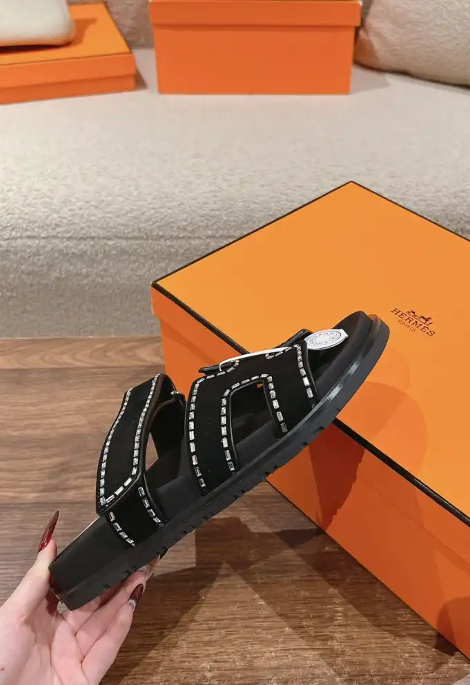 hype Hermes Slippers