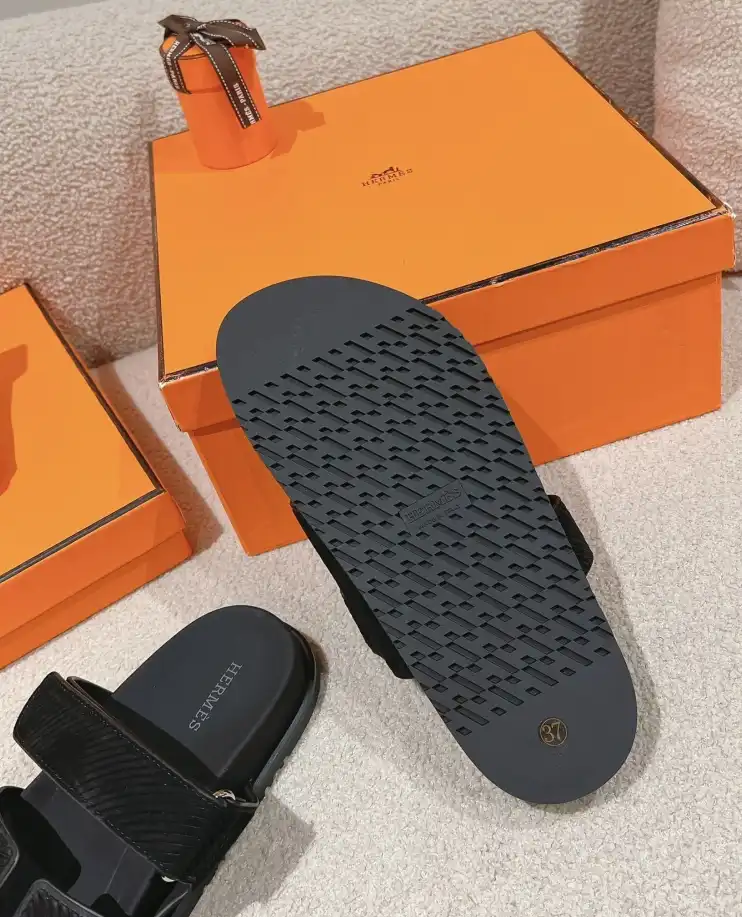 hype Hermes Slippers