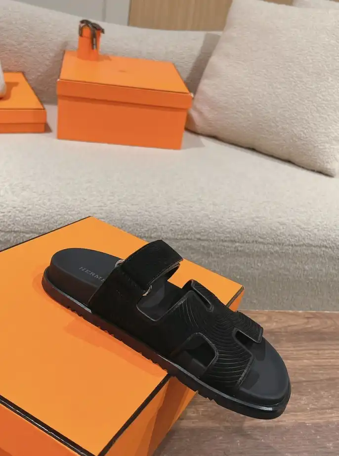 hype Hermes Slippers