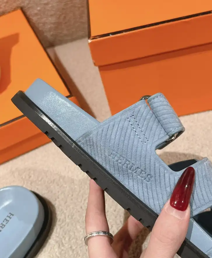 hype Hermes Slippers