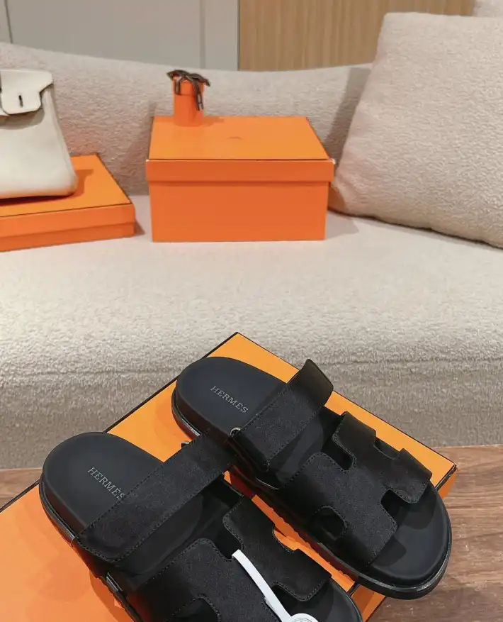 hype Hermes Slippers