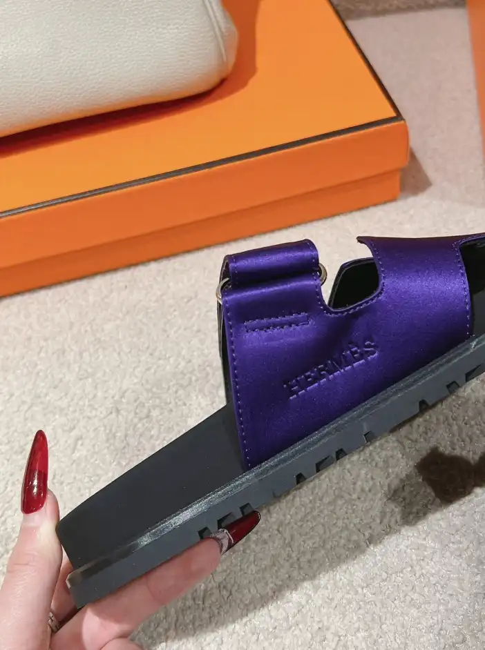 hype Hermes Slippers