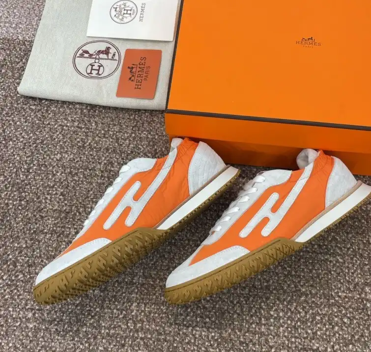 hype Hermes Casual Shoes