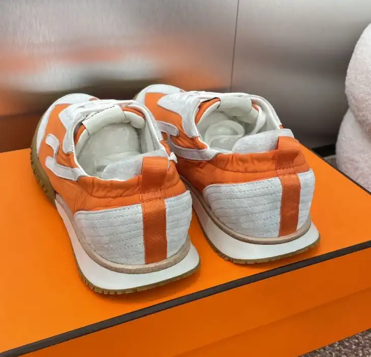 hype Hermes Casual Shoes