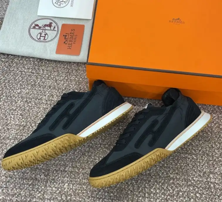 hype Hermes Casual Shoes