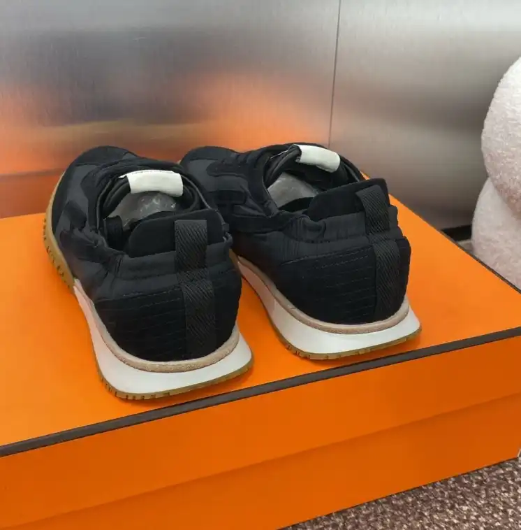 hype Hermes Casual Shoes