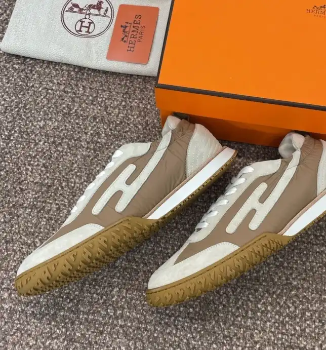 hype Hermes Casual Shoes