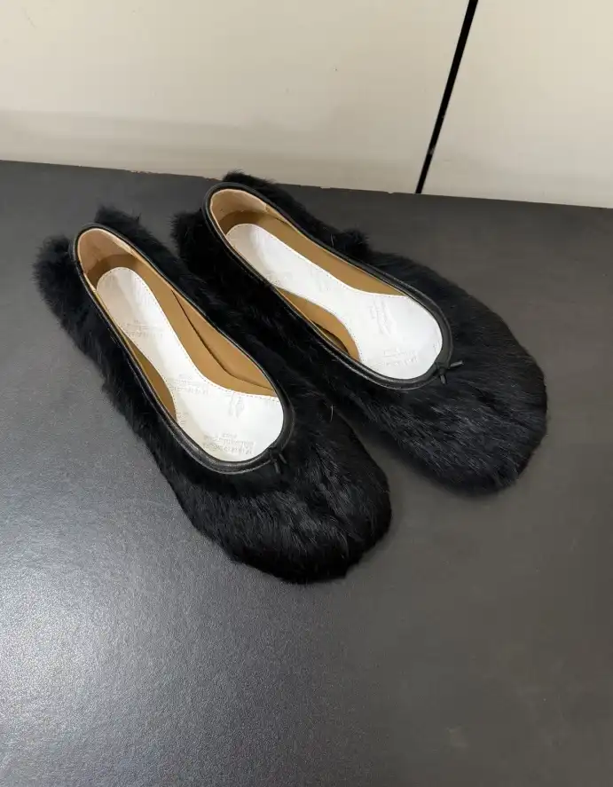 hype Hermes flat shoes