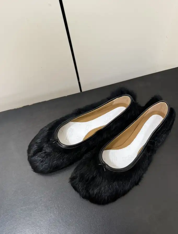 hype Hermes flat shoes