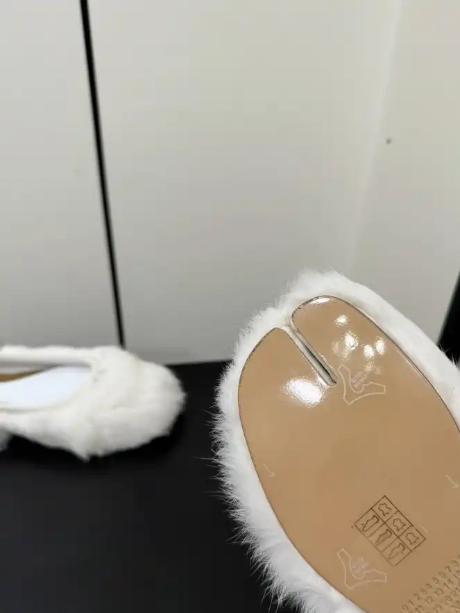 hype Hermes flat shoes