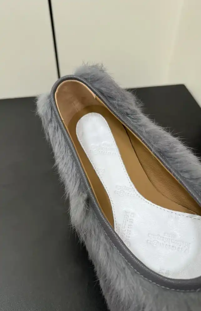 hype Hermes flat shoes