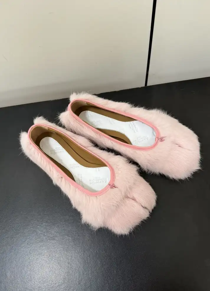 hype Hermes flat shoes